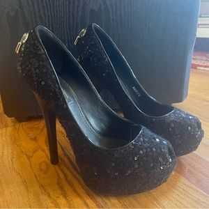 Louis Vuitton LV Logo Padlock Sandals | Size 35.5 | Sequins Black | Worn Once